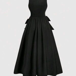 Elegant Black Sleeveless Dress